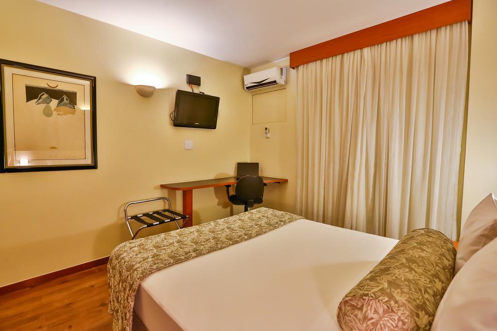 Quarto Queen Superior