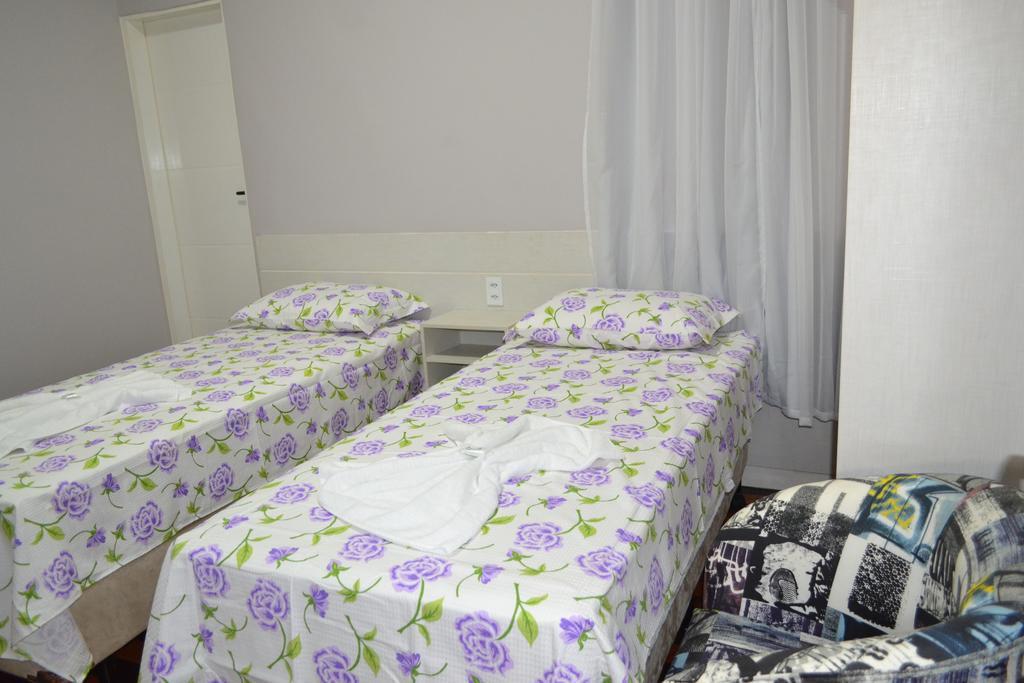 Quarto Duplo Standard com Casa de Banho Partilhada