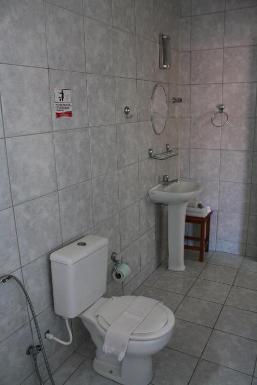 Quarto Familiar com Vista Mar Lateral
