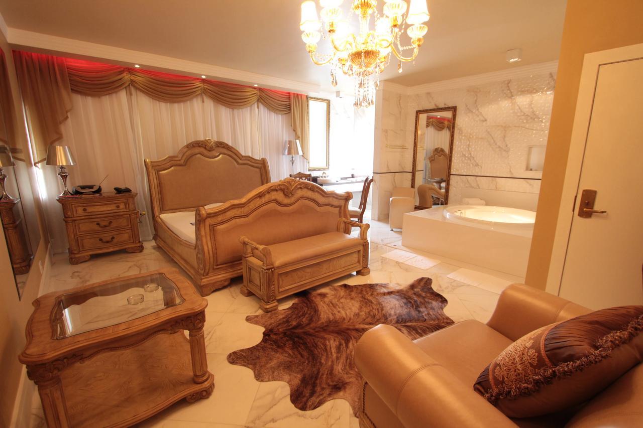 Suite com Banheira de Hidromassagem