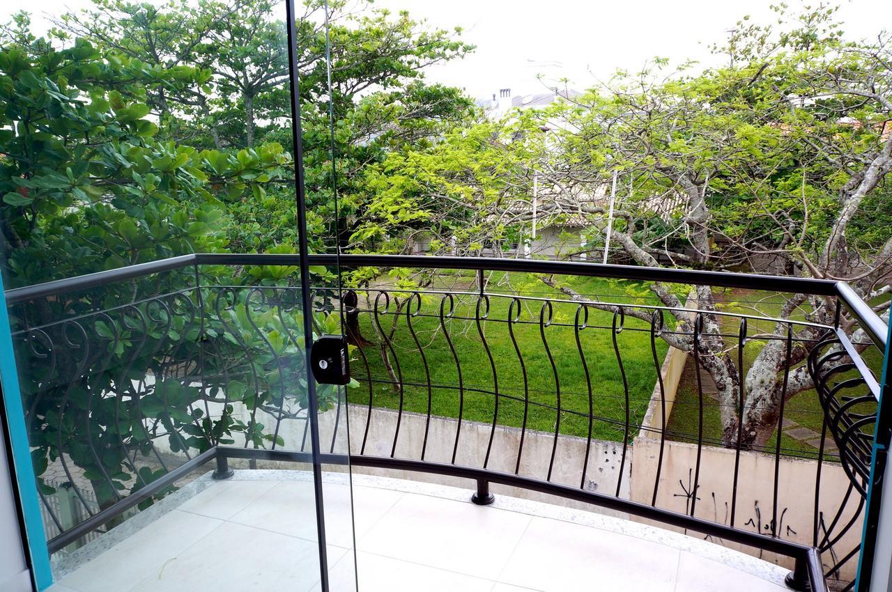 Suite com Varanda