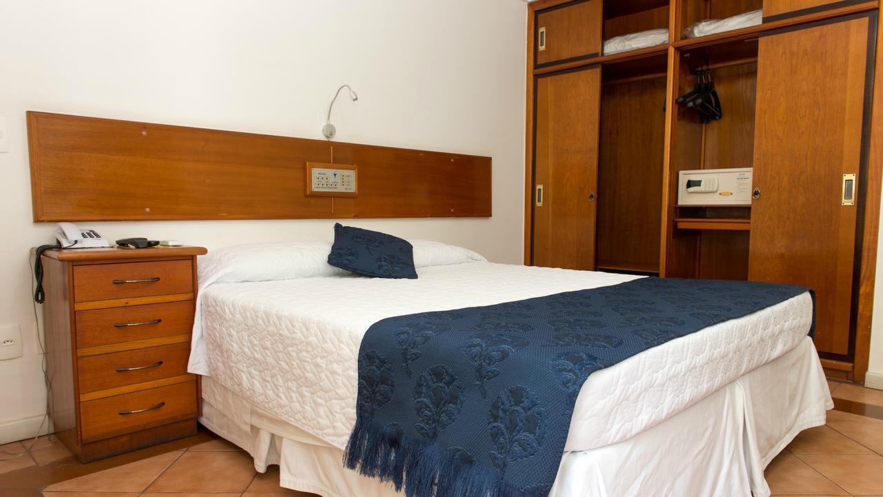 Quarto Triplo Standard