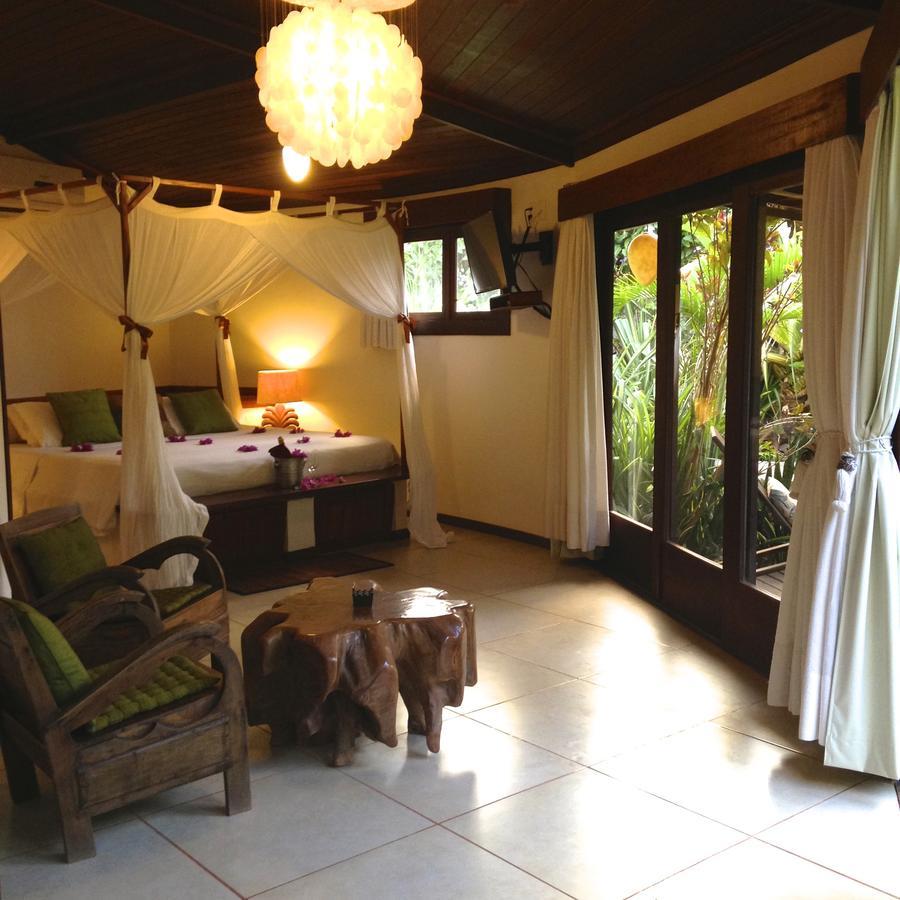 Suite com Vista do Jardim
