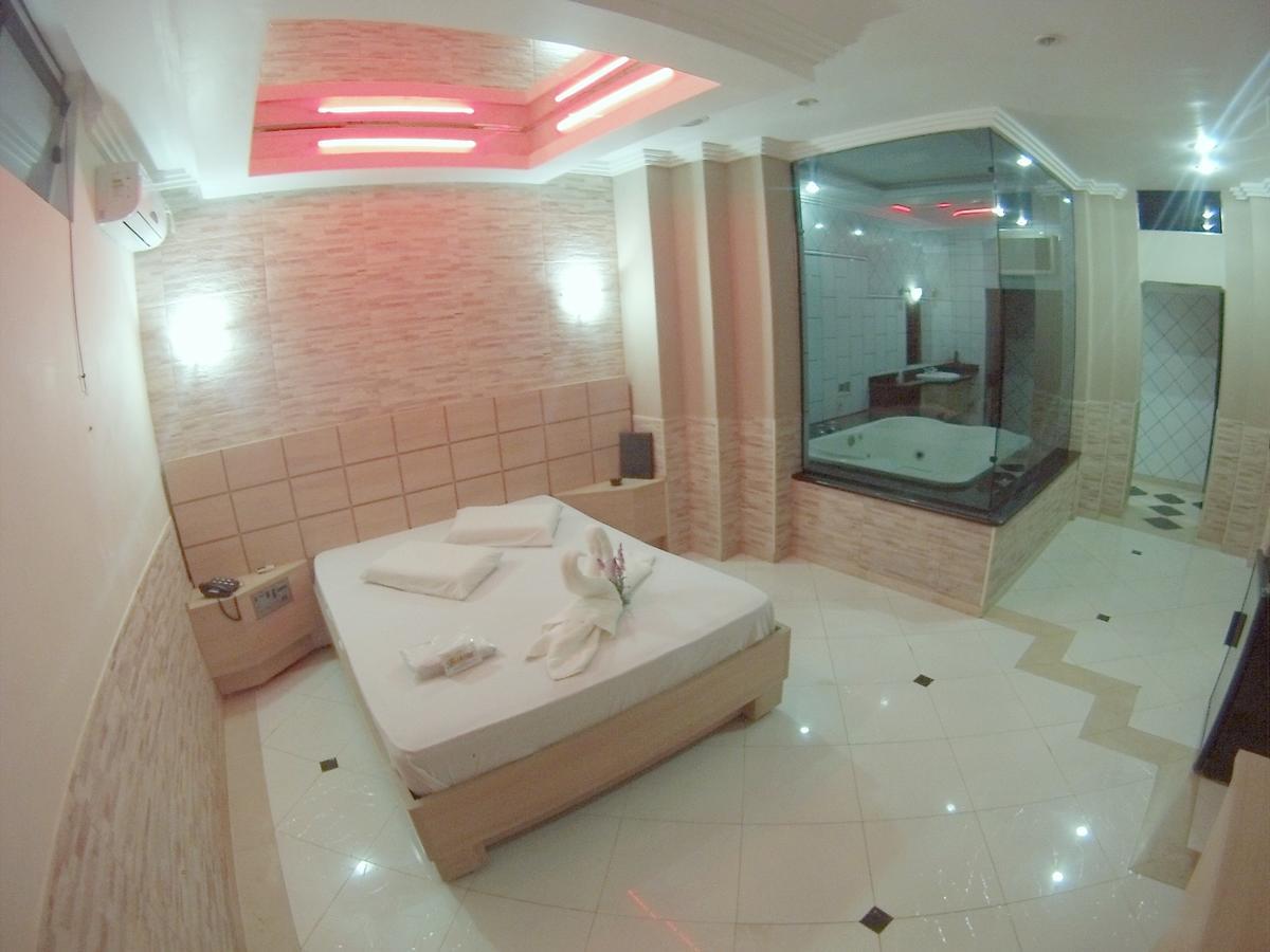Suite Deluxe com Banheira de Hidromassagem