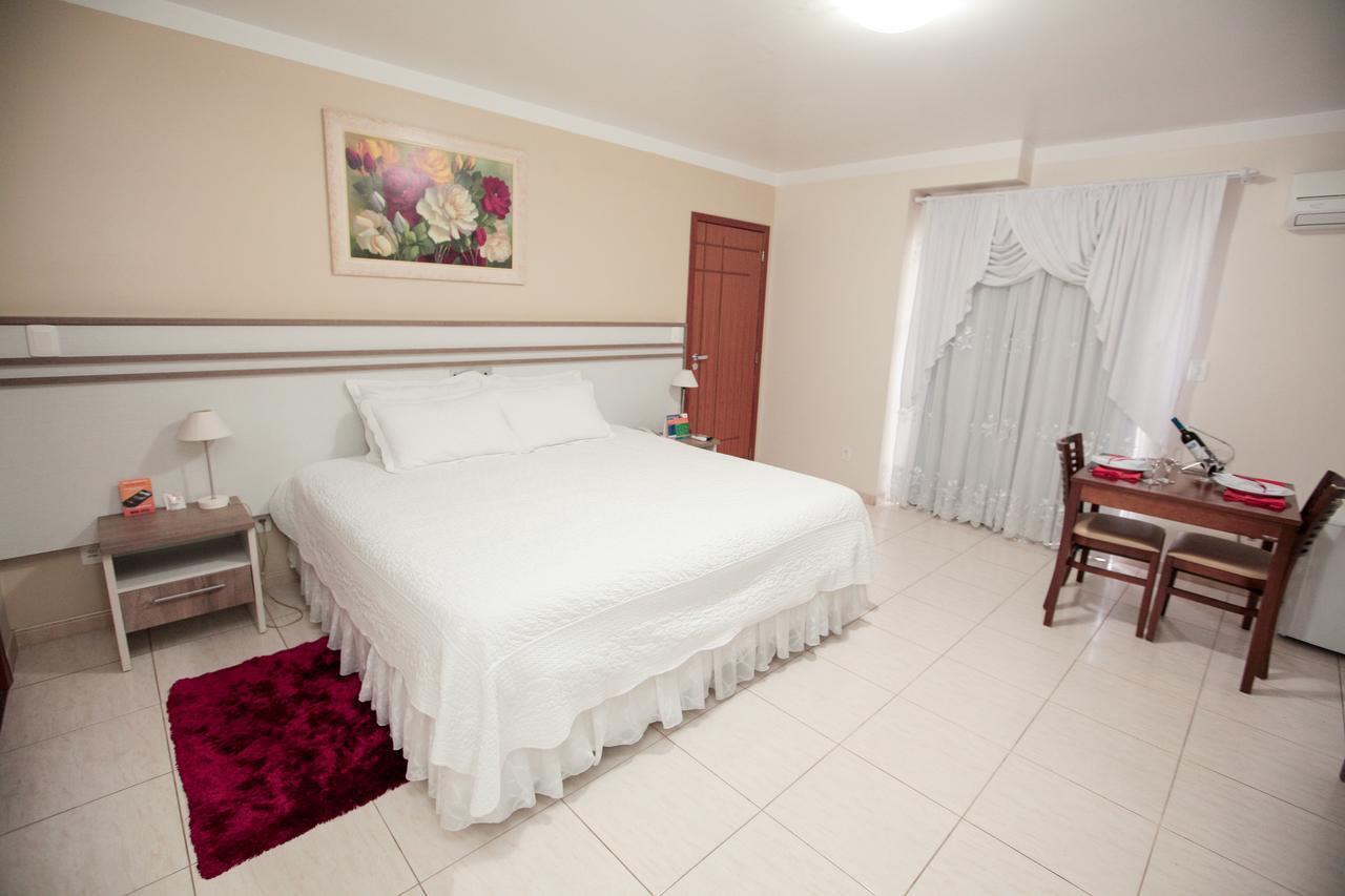Suite com Varanda