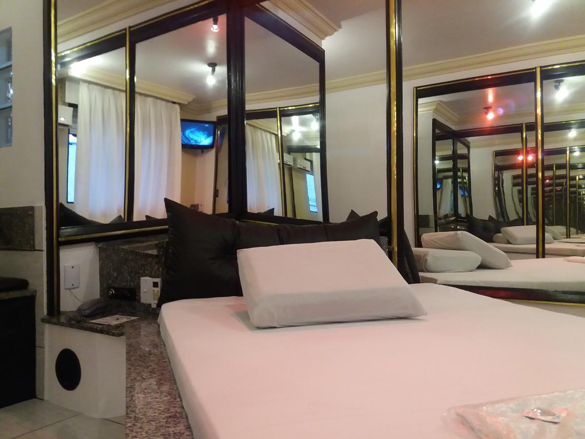 Quarto Duplo