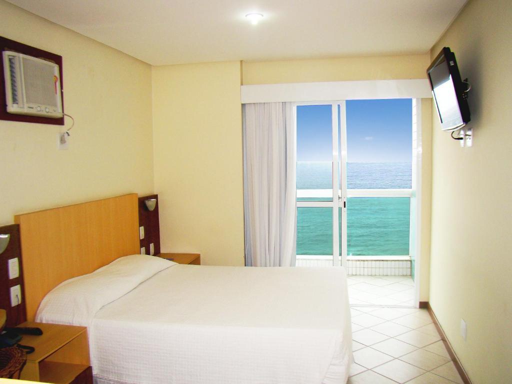 Quarto Duplo Superior com Vista Mar