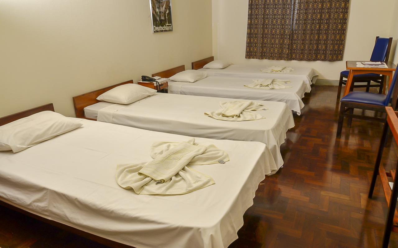 Quarto Quádruplo com Casa de Banho Partilhada