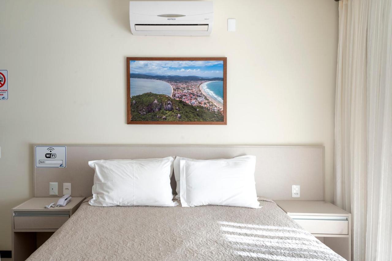 Quarto Duplo com Varanda