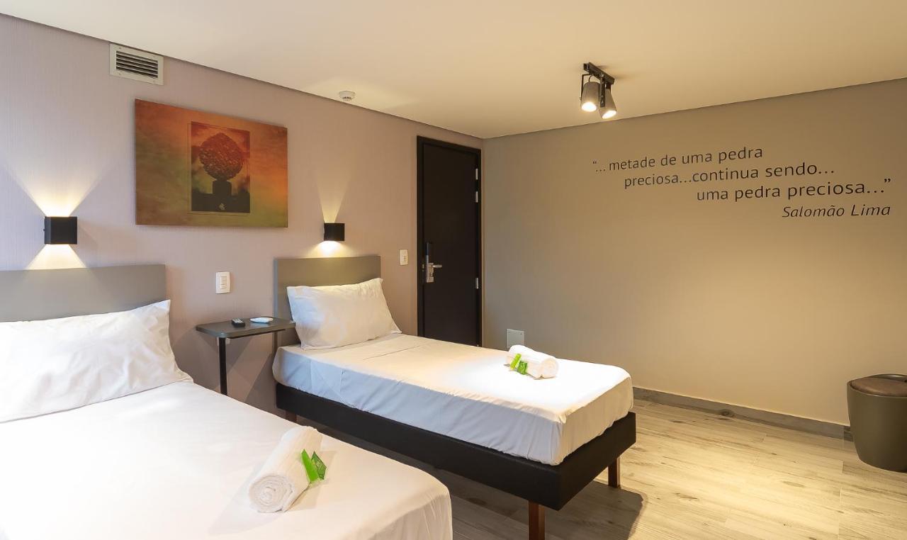 Quarto Twin