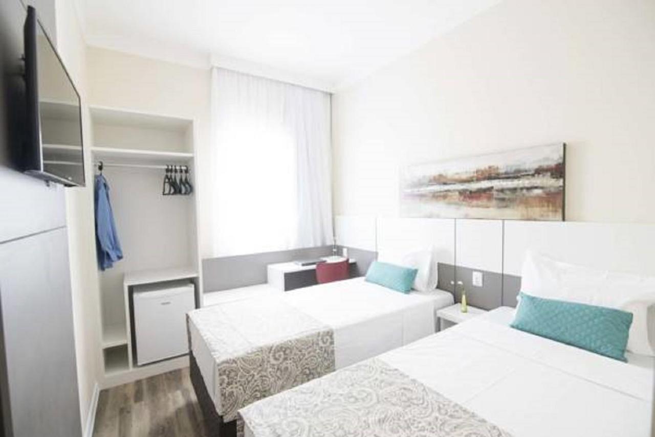 Quarto Standard com 2 Camas Individuais