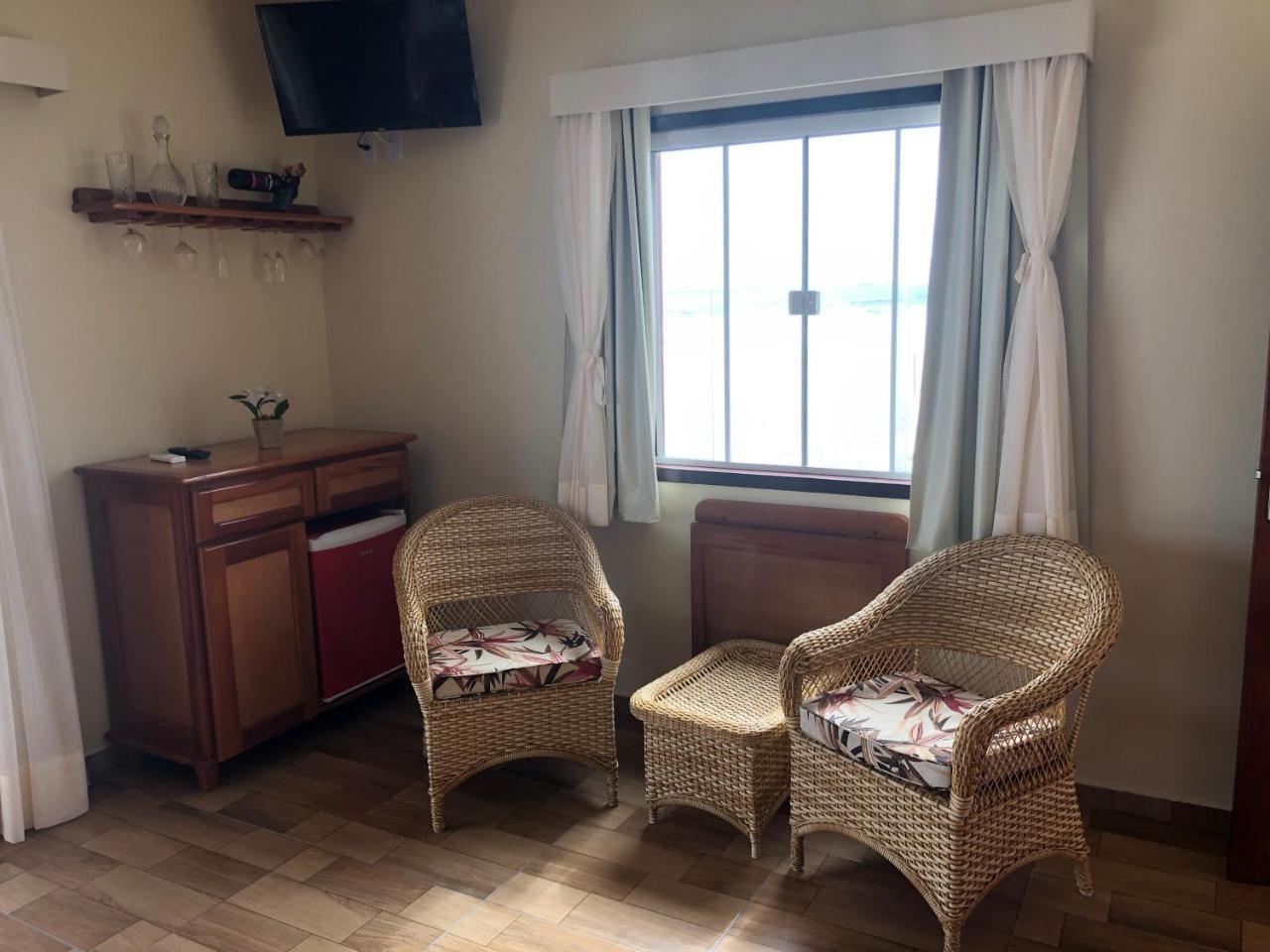 Suite Queen com Banheira de Hidromassagem