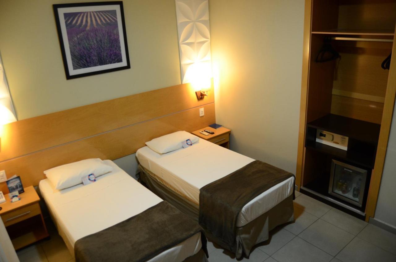 Quarto Twin