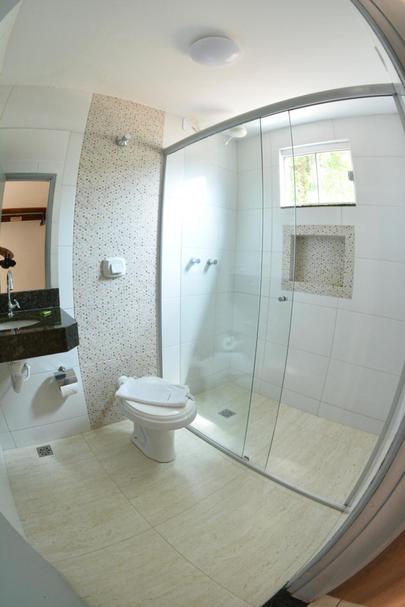 Standard Suite,1363172381:JPEG