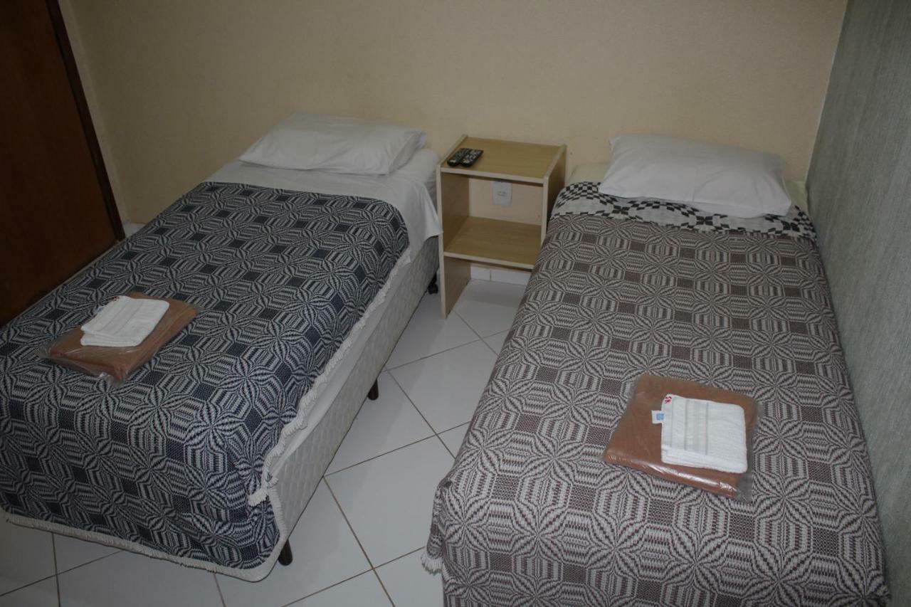Quarto Twin Standard