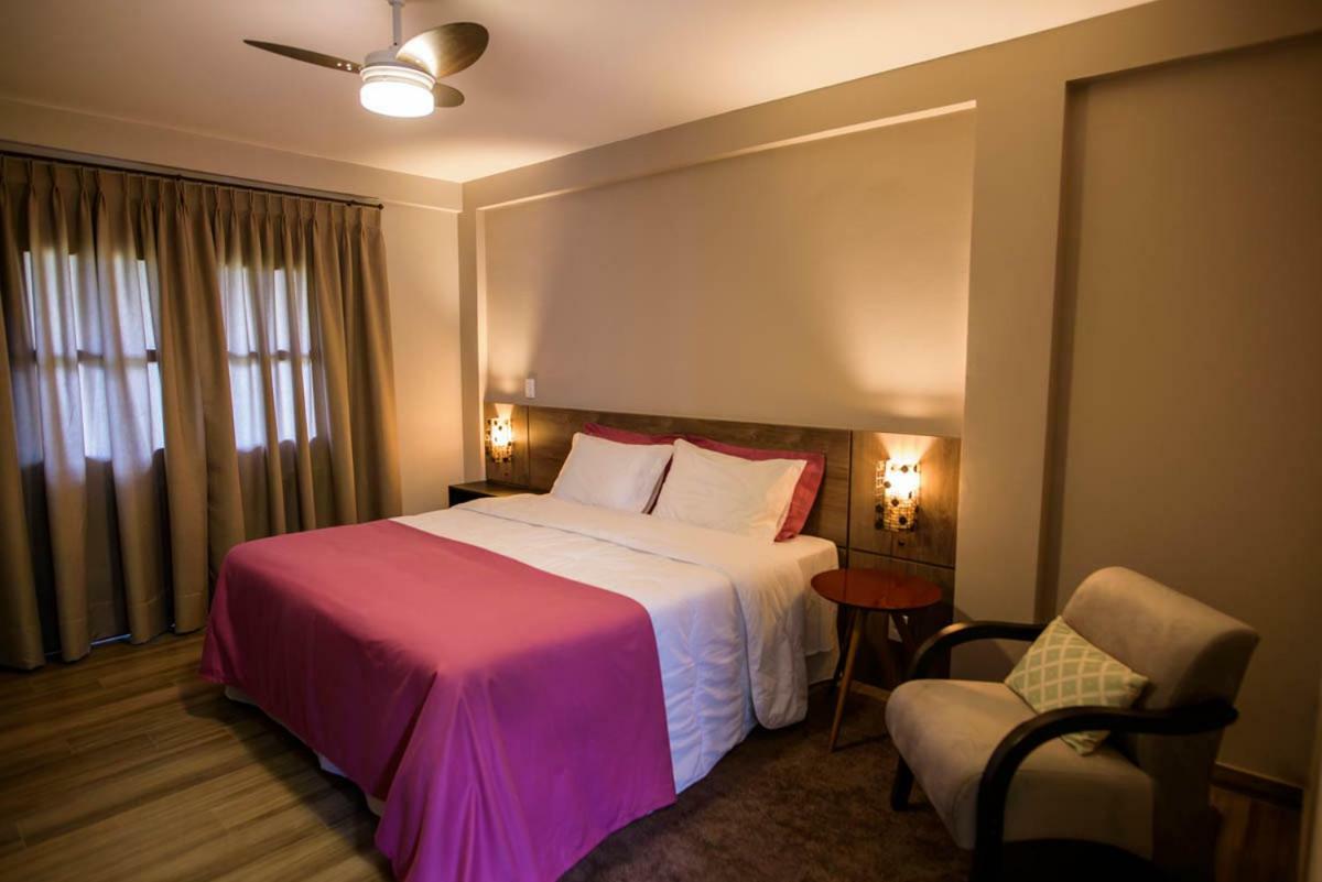 Suíte com Cama King-size e Varanda