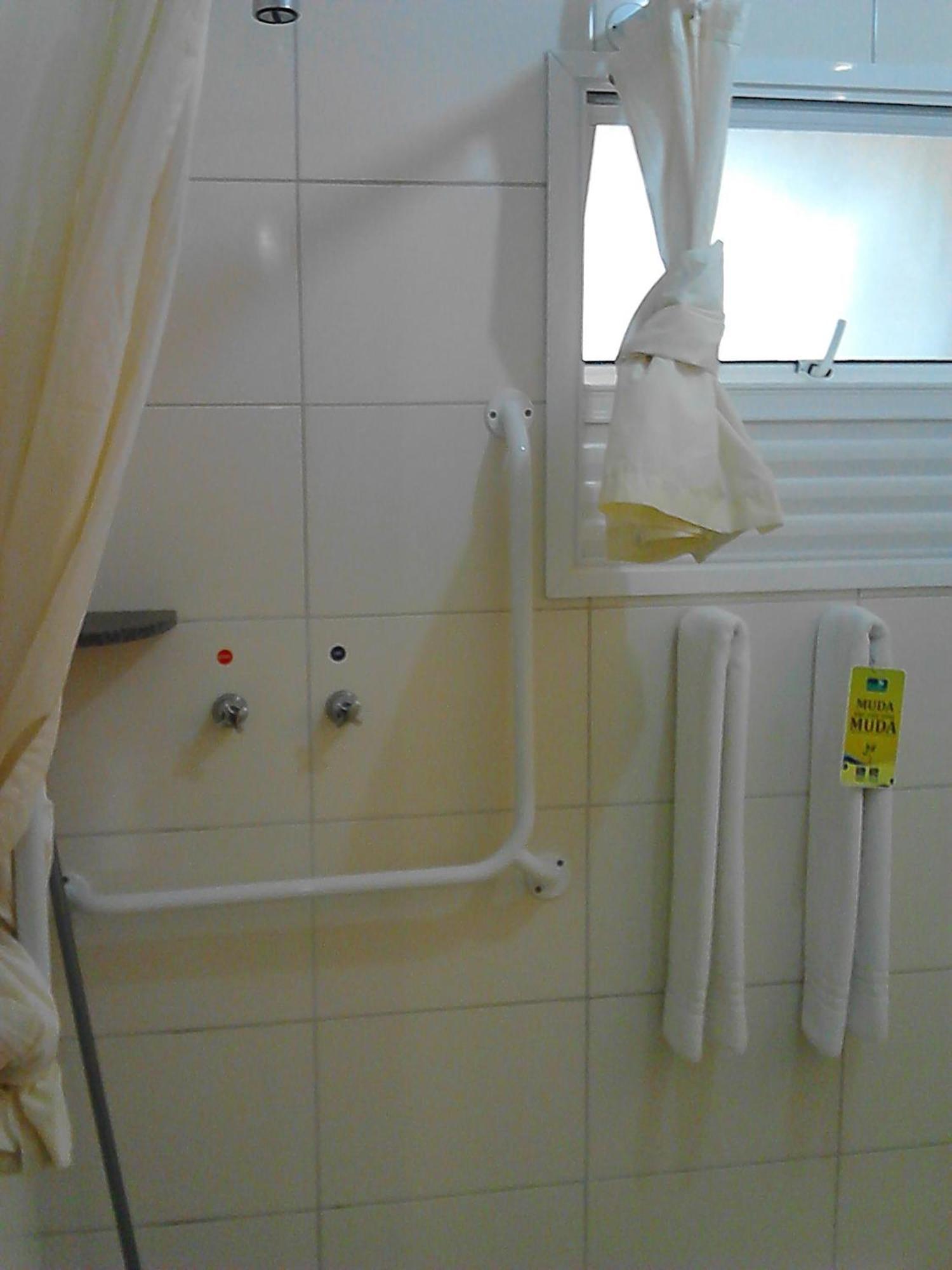 Quarto Twin - Acessível a Pessoas com Mobilidade Condicionada