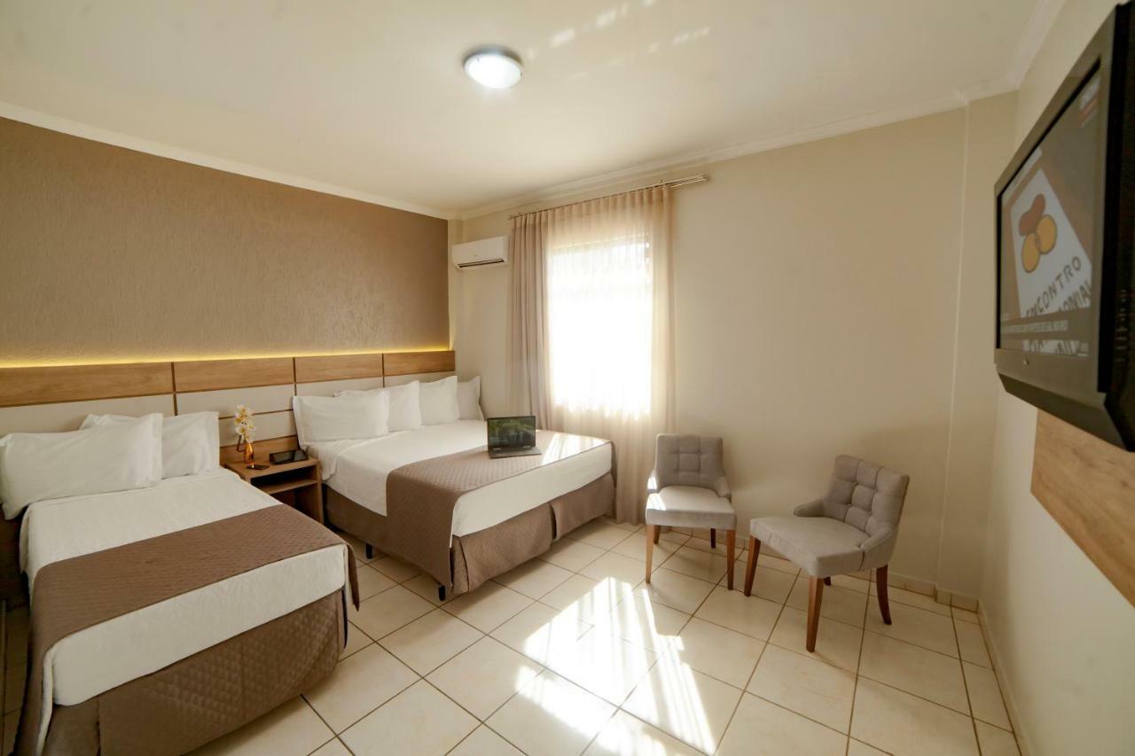 Quarto Queen Superior
