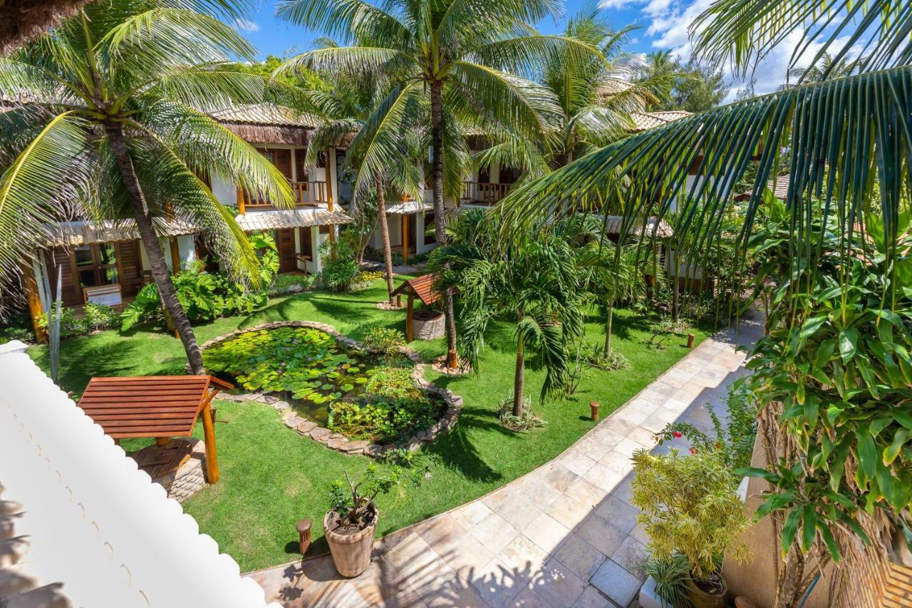 Quarto Duplo com Vista Jardim