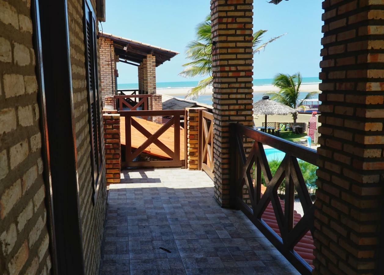 Quarto Familiar com Vista Mar Lateral