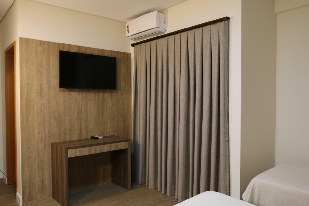 Quarto Quádruplo Luxo