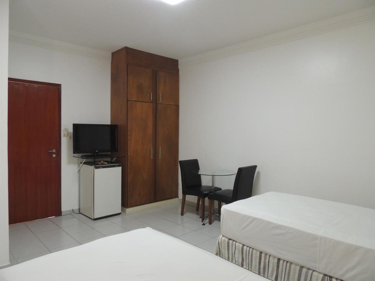 Quarto Twin Standard