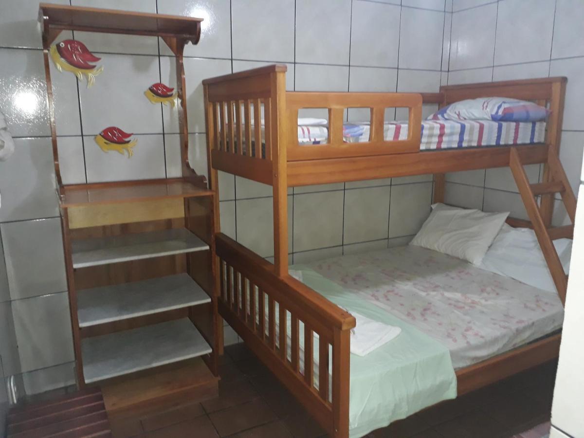 Quarto Econômico com Cama de Casal ou 2 de Solteiro