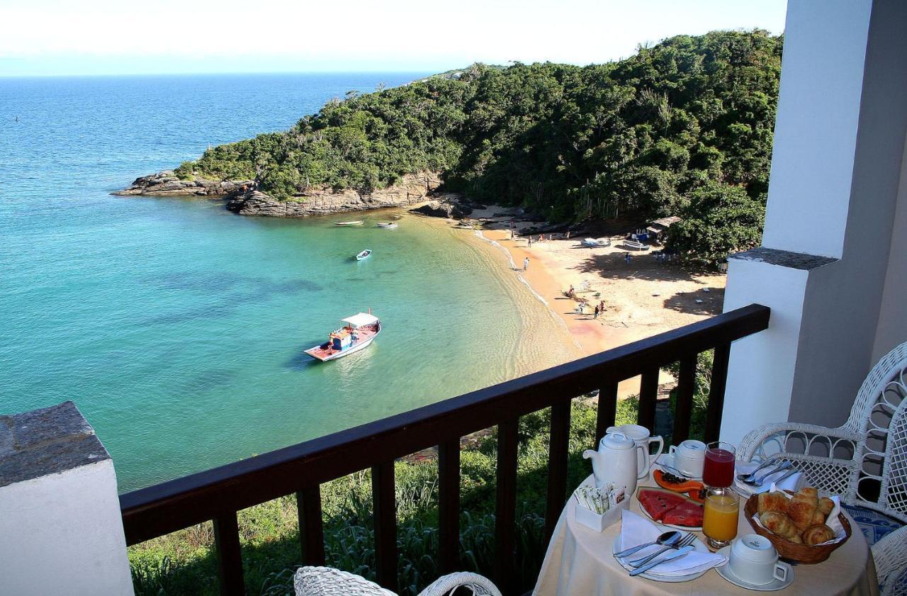 Quarto Triplo Deluxe com Vista Mar