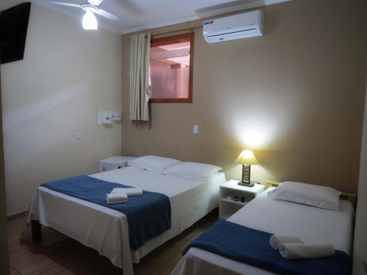 Quarto Triplo com Casa de Banho Privativa