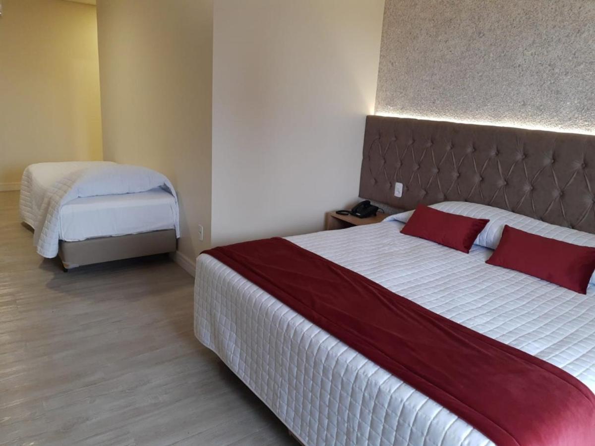Quarto Triplo Luxo