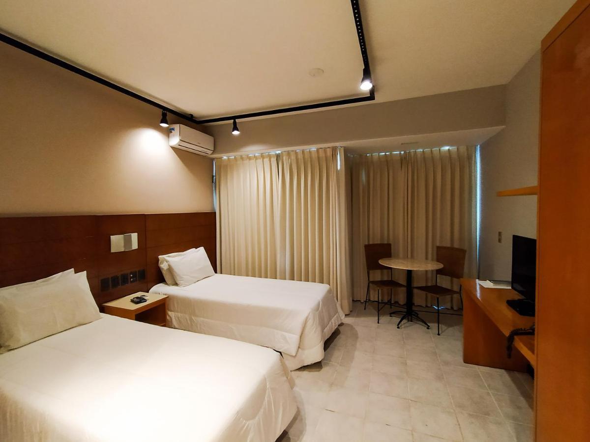 Quarto Duplo ou Twin Deluxe com Vista Cidade