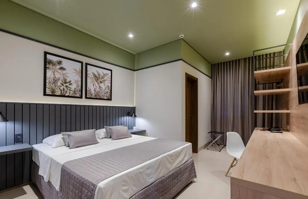Avenida Hotel-1