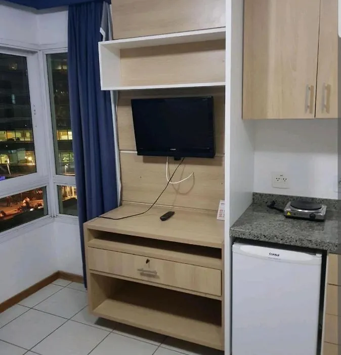 Flat Biarritz Setor Hoteleiro Norte Quarto 106-1
