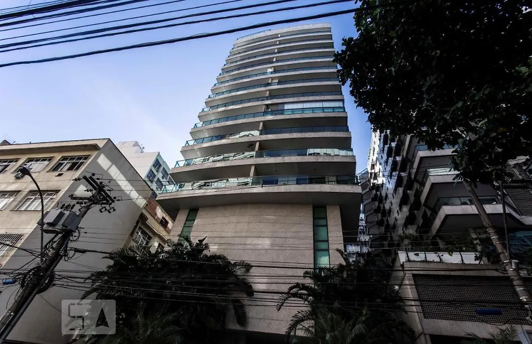 Celebrity Residence Icarai-1