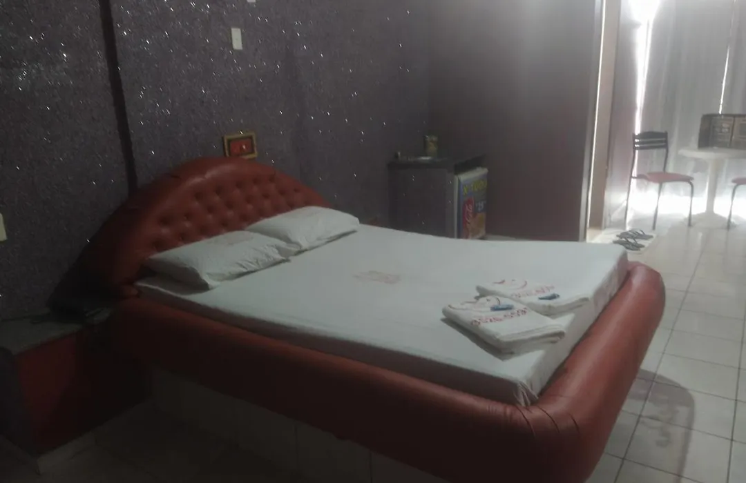 Hotel L Motel 1001 Noites - Recanto Das Emas-1