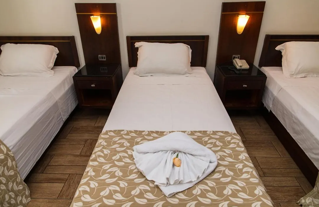Elo Hotel-1