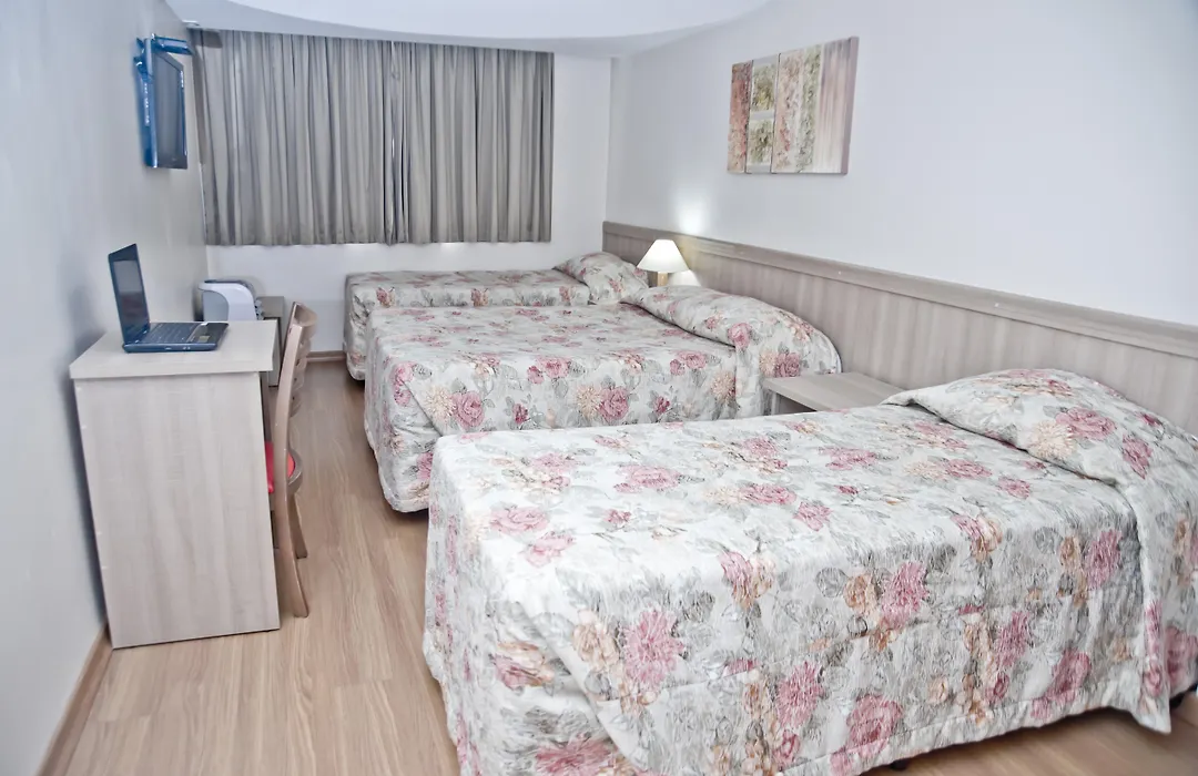 Hotel Golden Park Curitiba By Nacional Inn-1
