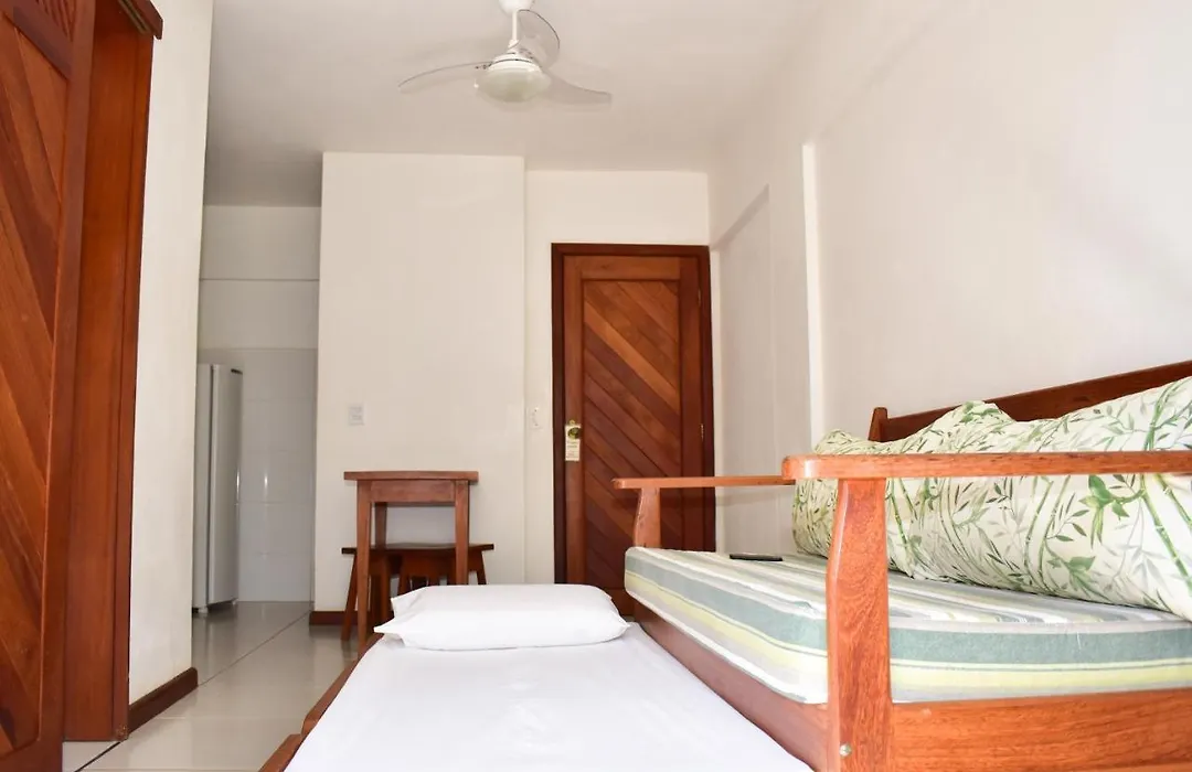 Arpoador Flat-1