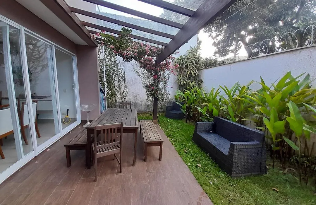 Pé na areia em Boiçucanga condominio Aquamarine - perto de Maresias e Camburi-1
