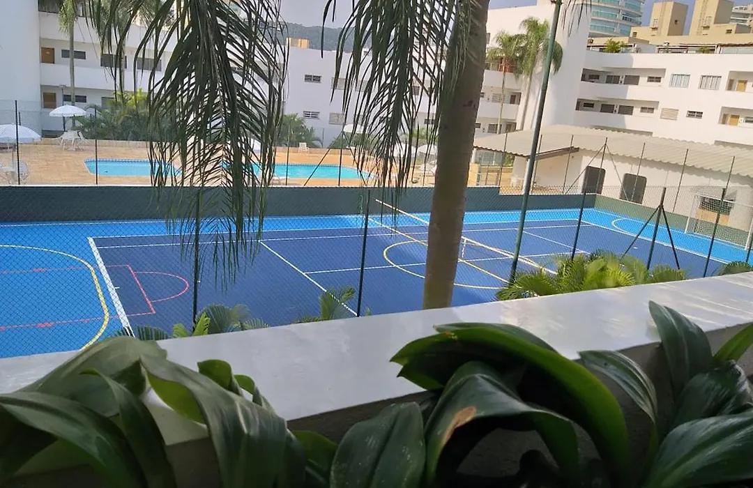 Guarujá Enseada - Apto 100 Metros da Praia e ao lado do Shopping-1