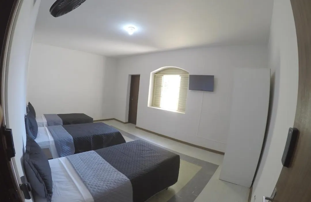 Quartos Delfim Moreira-1