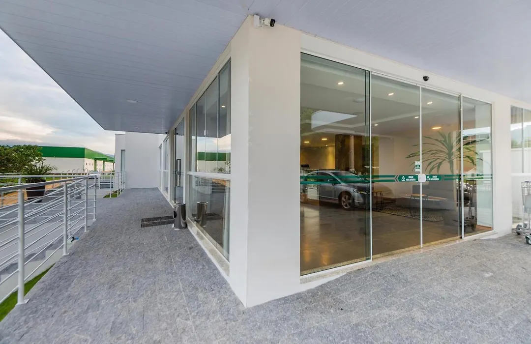 Tri Hotel São João Batista-1
