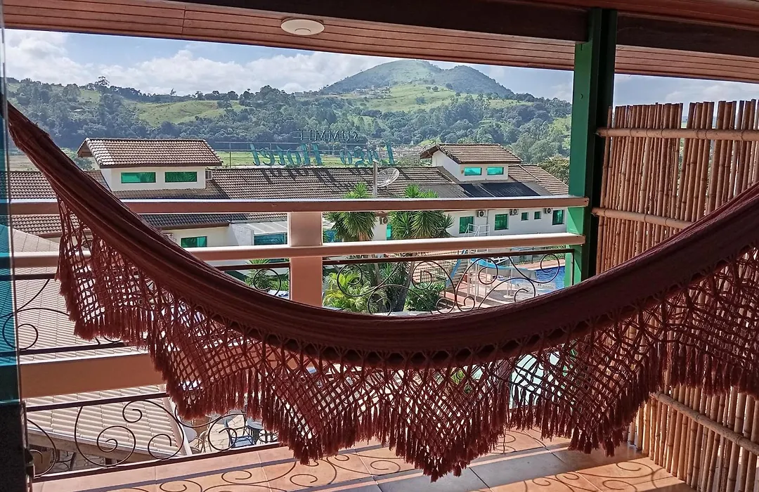 Summit Lago Hotel-1