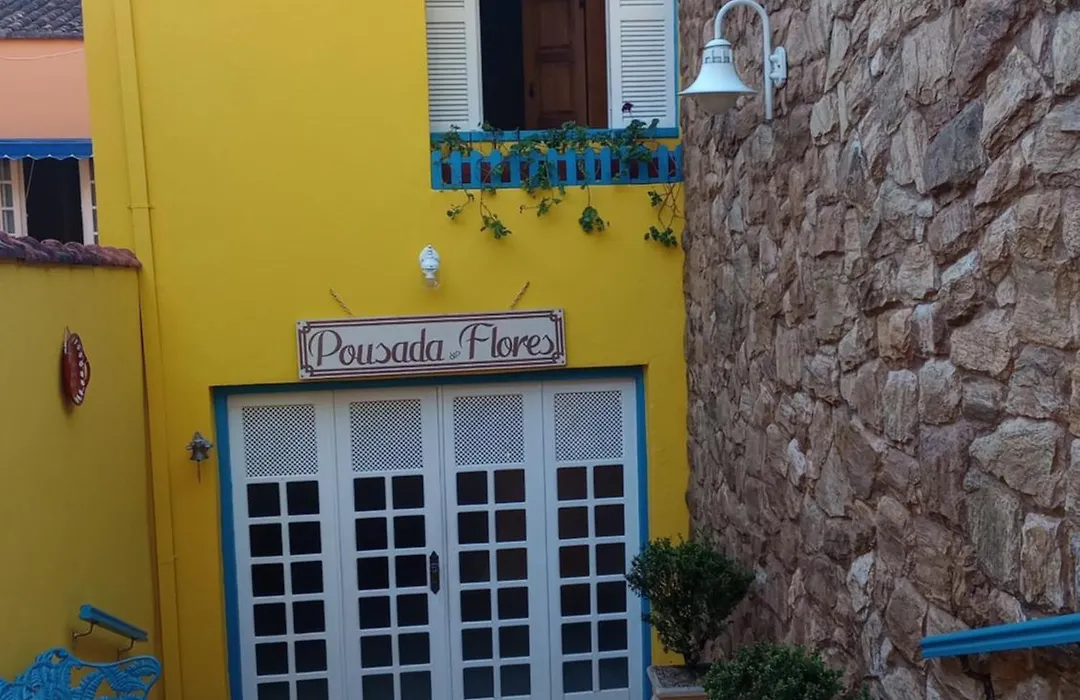 Pousada Das Flores-1