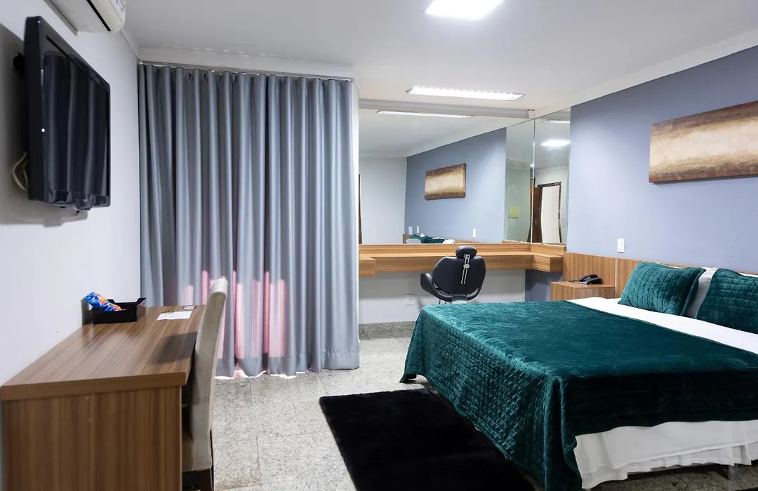 BOMBONATO HOTEL - Fácil Acesso ao Aeroporto e parque de Exposições ABCZ-1