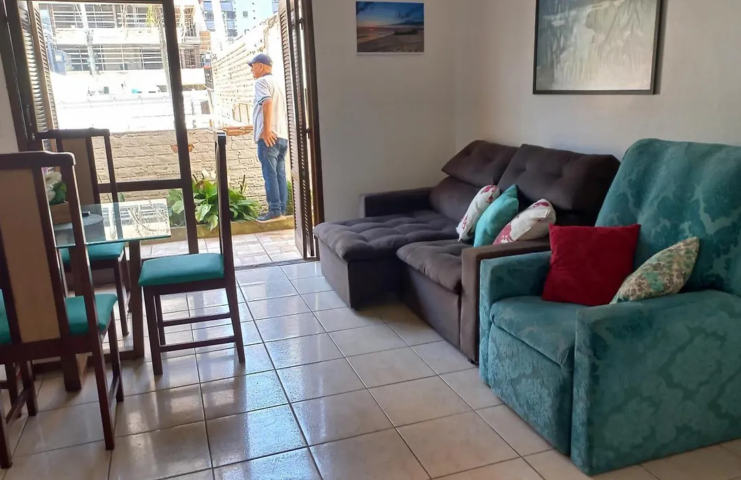 Apartamento com Cozinha Completa em Torres, Perto das 4 Praças e praia-1