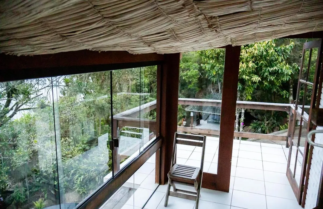 Villa Dos Ganchos-1