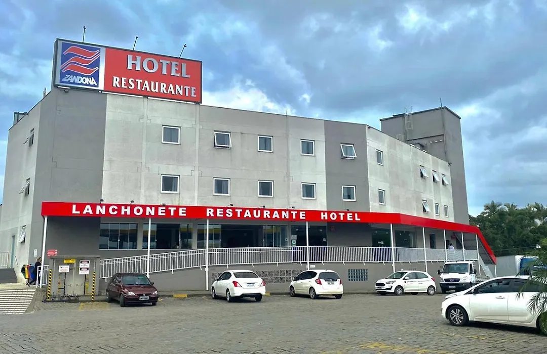 Hotel Zandoná-1