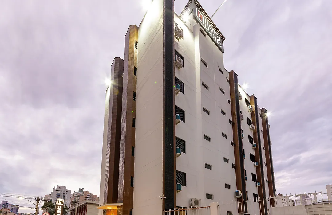 Hotel Lunes-1