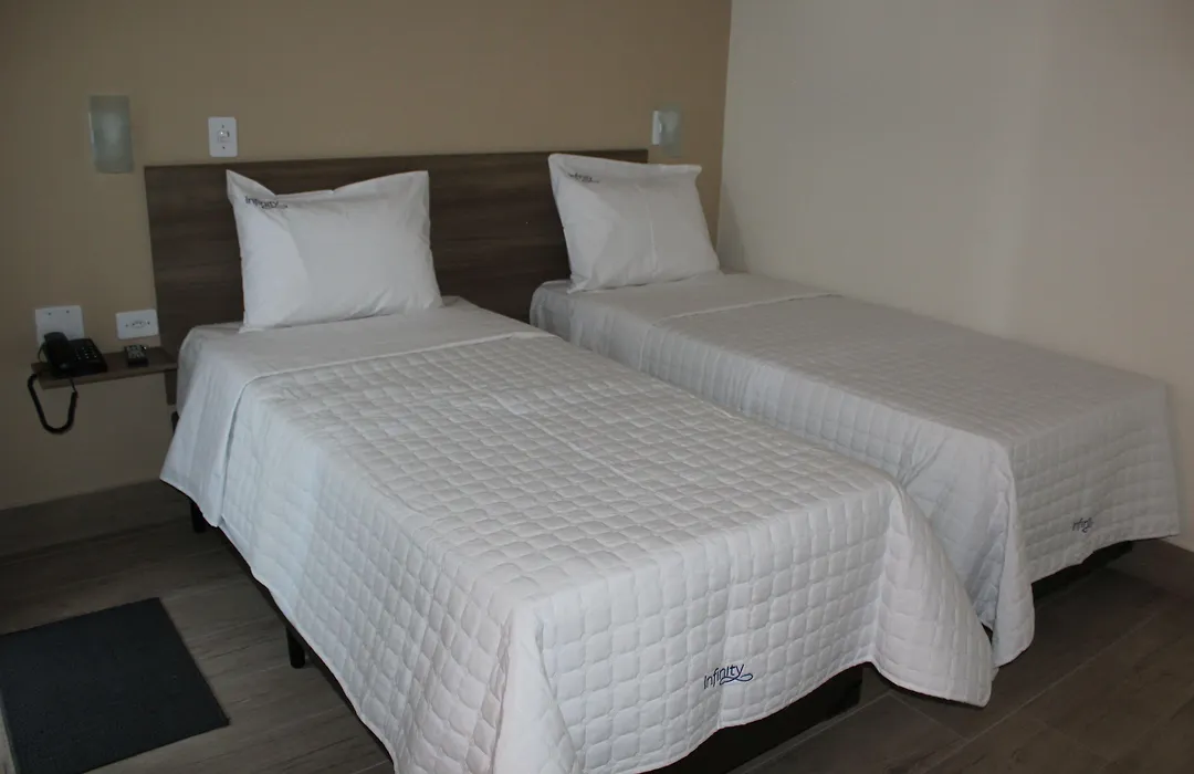 Hotel Infinity-1